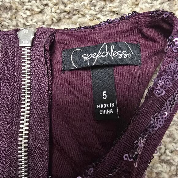 Junior's Speechless Geometric Sequin & Mesh Dress w/ Keyhole Back | Size 5 - Picture 8 of 11